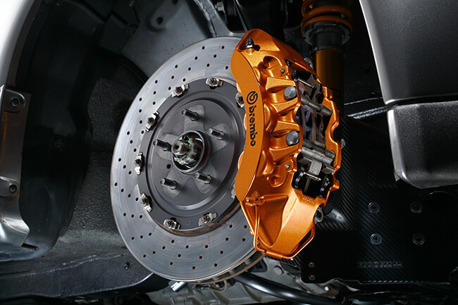 NISSAN GT-R用純正Bremboブレーキキット