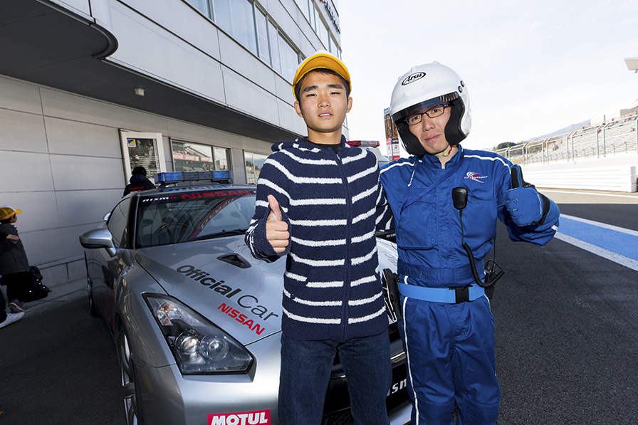 レースオフィシャル体験（2）～コースチェックキッズ～