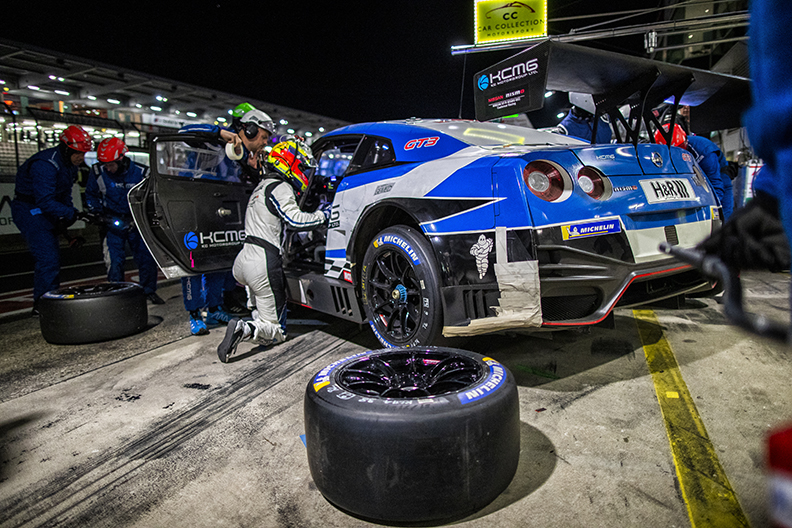 Nissan GT-R Nismo GT3 Schulze Motorsport 24h Nurburgring