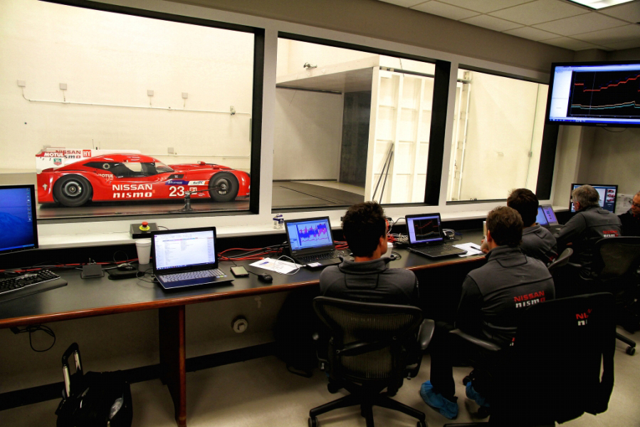 Road to Le Mans 2015
