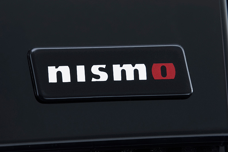 プラスチックバイザー NISMOエンブレム