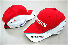 nismo 本山哲選手サイン入りキャップ