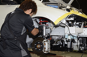 井原慶子さんの車両に初施工