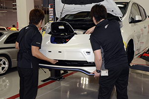 井原慶子さんの車両に初施工