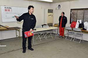 ドライビングレッスン開催報告 〜 滑りやすい路面で車両挙動をマスター