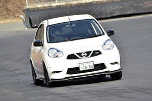 大森Fスタッフ ドライブレーニング 〜 NISMOシリーズの全てを知る