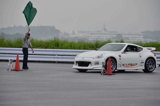 R35&R34 CRSを食す 〜 スタッフ向けドライブトレーニング