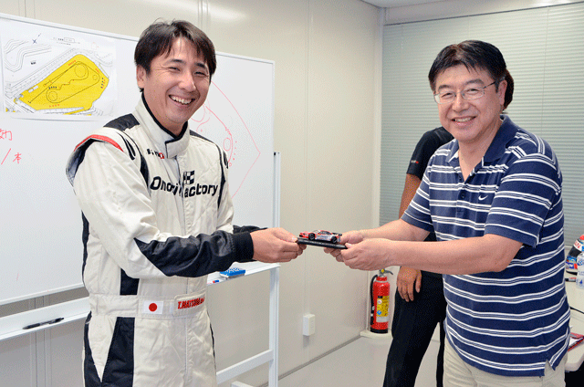 アンダーステアを消す方法 〜 ドライビングレッスンレポート
