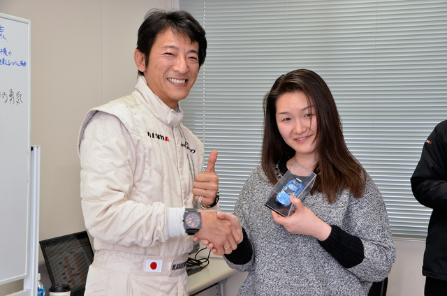 ステアリングを切るタイミングと量を知る 〜 ドライビングレッスンレポート