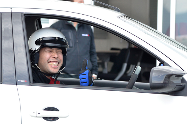 ノートNISMO SやらマーチNISMO Sやら… 〜 スタッフ向けドライビングレッスン