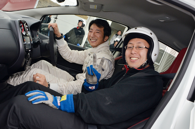 ノートNISMO SやらマーチNISMO Sやら… 〜 スタッフ向けドライビングレッスン