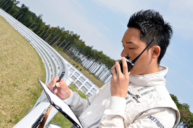 タイヤをならしてコーナリング 〜 サーキットレッスンレポート