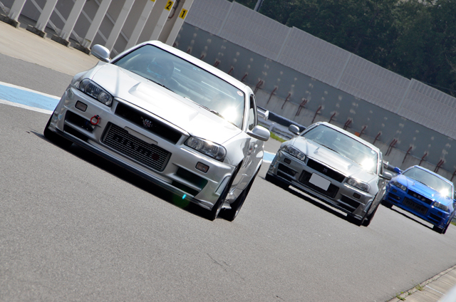タイヤをならしてコーナリング 〜 サーキットレッスンレポート