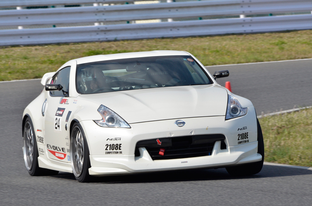 タイヤをならしてコーナリング 〜 サーキットレッスンレポート