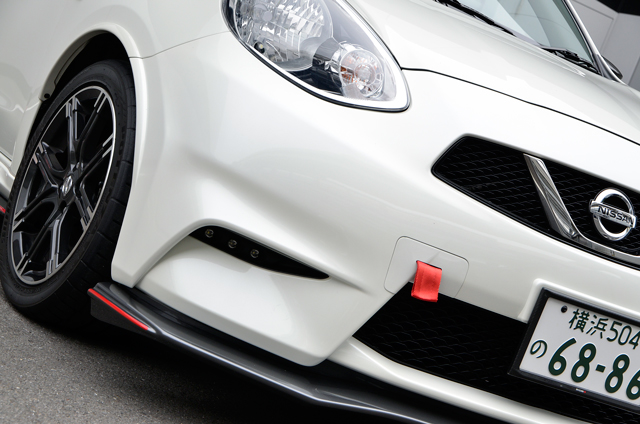 牽引フック発売開始! 〜 K13マーチNISMO(S)&E12ノートNISMO(S)用