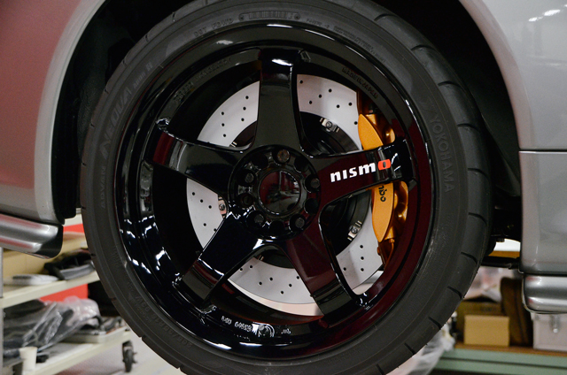 BNR34にR35純正ブレンボ装着 〜 1週間で3台装着