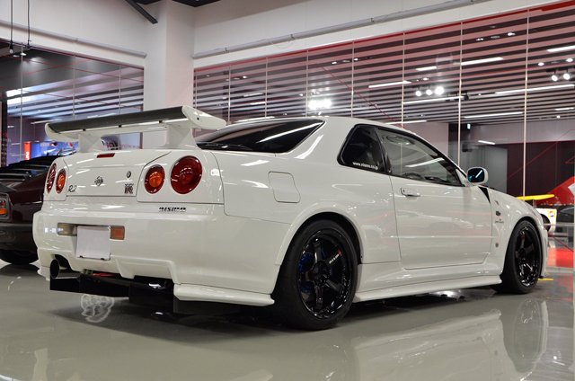 BNR34にOHLINS車高調&BRIDEシート装着