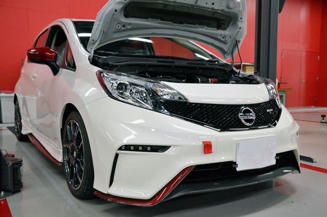 マーチNISMO S&ノートNISMO S 〜 車高調&牽引フック投入