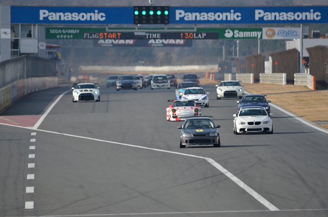 レースの醍醐味を満喫 〜 7時間耐久レース 参戦サポート