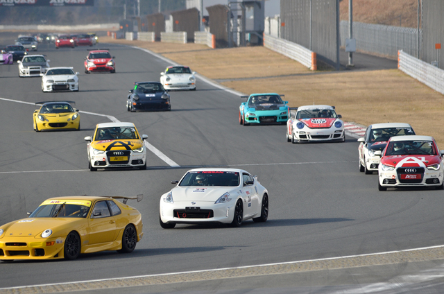 レースの醍醐味を満喫 〜 7時間耐久レース 参戦サポート