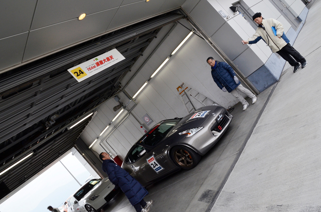 レースの醍醐味を満喫 〜 7時間耐久レース 参戦サポート