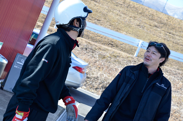 車両セッティング能力とドライビングスキルの向上 〜 スタッフ向けレッスン