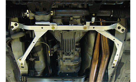 NISMO | NISMO PARTS CATALOGUE | Under-Floor Reinforcing Bar [for Skyline  GT-R]/スカイラインGT-R用アンダーフロア補強バー